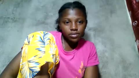 Snapshot of clarisse98 chatting on May 23, 4:07 am clarisse98 online show from May 23, 4:07 am