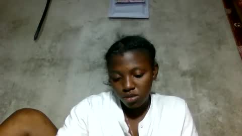 Snapshot of clarisse98 chatting on May 25, 1:06 pm clarisse98 online show from May 25, 1:06 pm