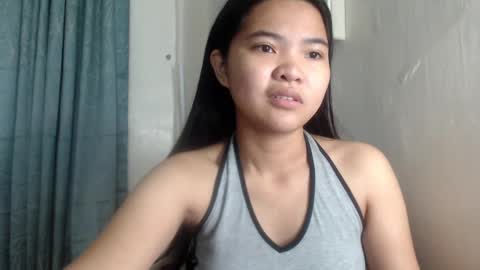 Snapshot of clarita_moore1000 chatting on December 14, 12:11 am Rita online show from December 14, 12:11 am