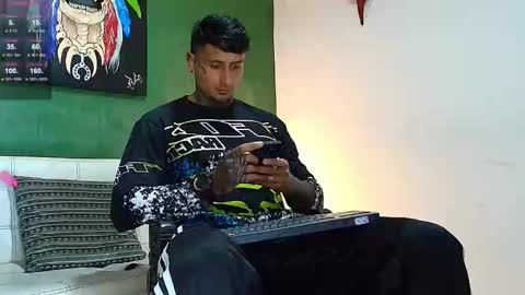 Juanpaindependent model online show from February 16, 8:05 pm