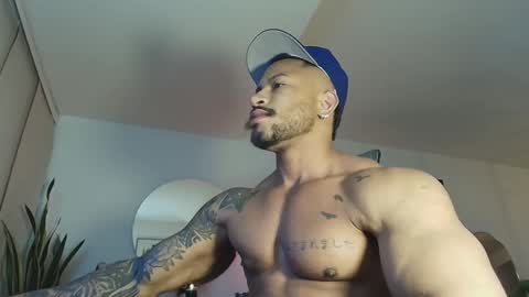 clark_strong online show from December 1, 12:26 am