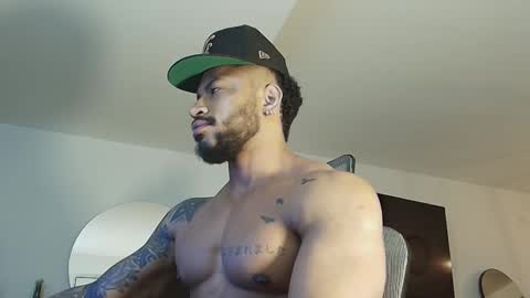 Snapshot of clark_strong chatting on March 1, 10:56 pm clark_strong online show from March 1, 10:56 pm