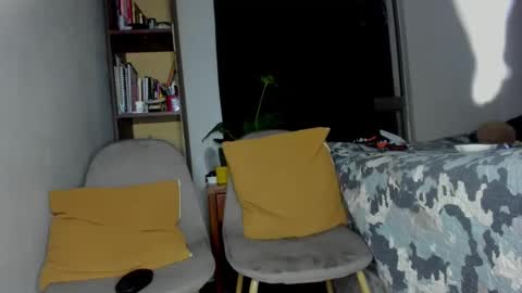 Snapshot of clark_tommy11 chatting on December 11, 2:41 am clark_tommy11 online show from December 11, 2:41 am