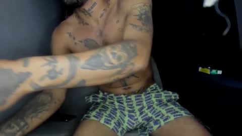 Snapshot of clark_tommy11 chatting on December 17, 10:44 am clark_tommy11 online show from December 17, 10:44 am