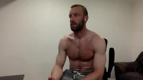 Clarke Cock online show from April 17, 3:31 am