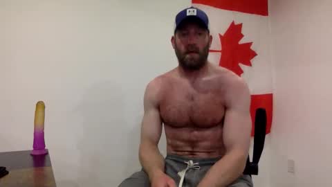 Snapshot of clarkecock chatting on April 24, 11:01 am Clarke Cock online show from April 24, 11:01 am