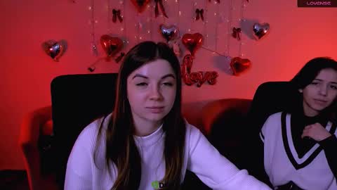 Snapshot of cleo_cool chatting on February 13, 11:06 am ur Cleo online show from February 13, 11:06 am