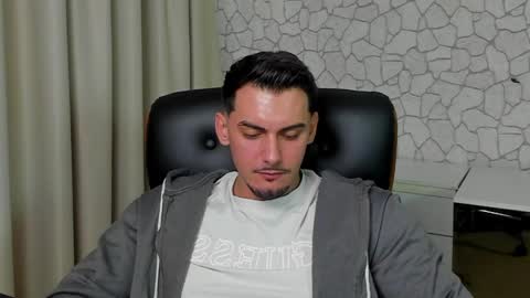 ClintMasterss online show from April 5, 5:37 am