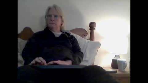 clitboy658752 online show from March 17, 6:22 pm