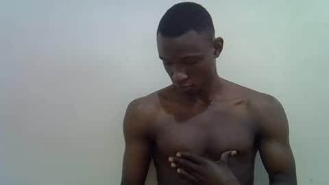 Snapshot of clive_damian chatting on February 10, 11:14 am clive_damian online show from February 10, 11:14 am