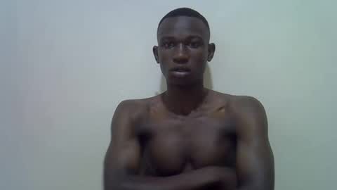 Snapshot of clive_damian chatting on February 14, 1:24 am clive_damian online show from February 14, 1:24 am