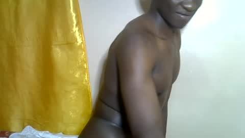 Snapshot of clive_damian chatting on June 18, 10:36 pm clive_damian online show from June 18, 10:36 pm