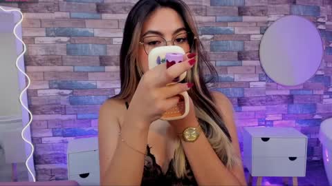 cloe_1tay online show from April 1, 3:07 am