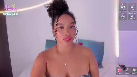 cloe_25 online show from February 19, 10:39 pm