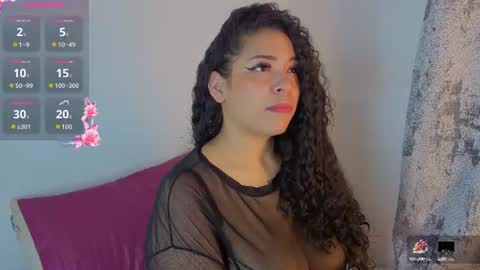 Snapshot of cloebunny_ chatting on June 20, 1:30 am Cloe Bunny online show from June 20, 1:30 am