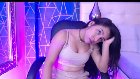 Clohe the wonder online show from March 1, 3:14 pm