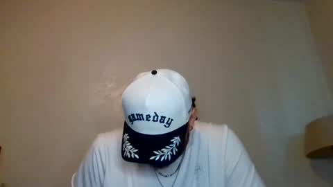 tallhungandcloudy online show from April 12, 10:37 pm