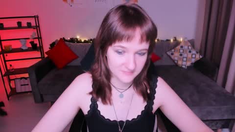  Clover  follow me  online show from January 5, 2:52 pm