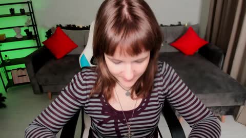  Clover  follow me  online show from January 7, 3:12 pm