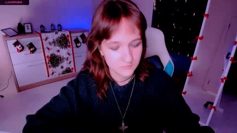  Clover  follow me  online show from January 19, 9:13 pm