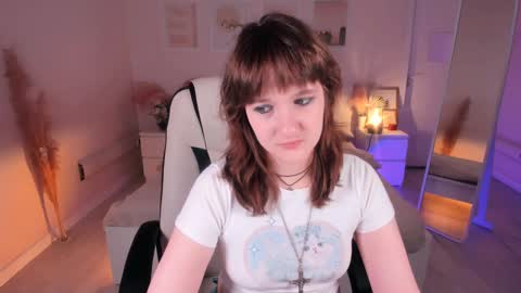  Clover  follow me  online show from January 26, 6:38 am