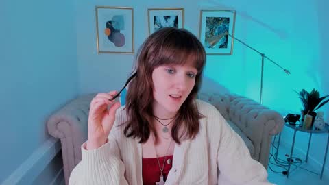  Clover  follow me  online show from February 4, 5:23 pm