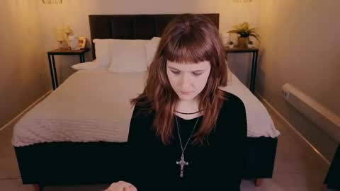  Clover  follow me  online show from September 15, 2:28 pm