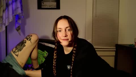 Clover online show from November 25, 5:07 am