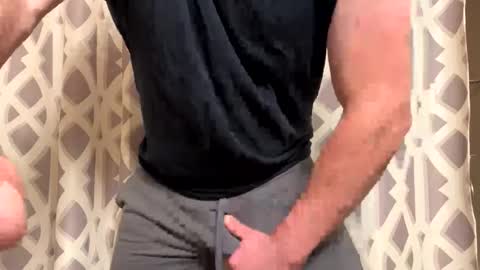 Snapshot of clovershit1 chatting on October 27, 1:09 am clovershit1 online show from October 27, 1:09 am