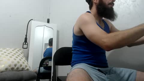 Snapshot of clubb86 chatting on June 16, 12:30 pm Maxxdieselx69 online show from June 16, 12:30 pm