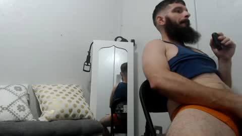 Snapshot of clubb86 chatting on June 23, 1:09 pm Maxxdieselx69 online show from June 23, 1:09 pm