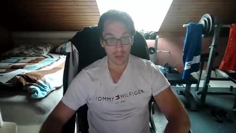 Snapshot of cmnm2026 chatting on May 31, 4:47 pm CMNM2026 online show from May 31, 4:47 pm