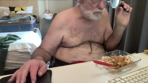 Snapshot of coach_karl chatting on February 8, 11:57 am Coach Karl Porn Star Tip me all the way to my next trip online show from February 8, 11:57 am