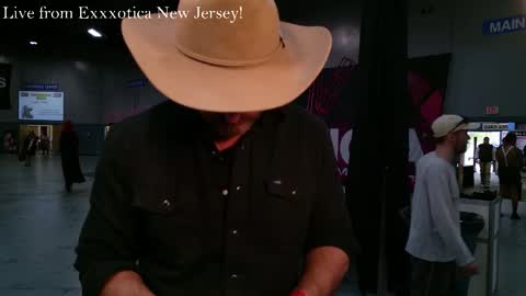 Coal Daniels online show from October 26, 5:30 pm