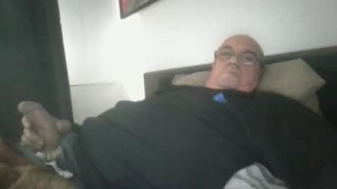 Snapshot of cock9635 chatting on April 15, 10:55 am cock9635 online show from April 15, 10:55 am