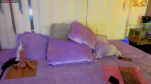 Snapshot of cock_big_girl chatting on July 21, 4:26 am Valerie nenitasexy online show from July 21, 4:26 am