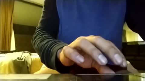 Snapshot of cockdealer69 chatting on November 8, 11:43 am Cockdealer69 online show from November 8, 11:43 am