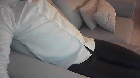 Snapshot of cocket_d7 chatting on February 8, 7:27 pm Kik Tallin22 online show from February 8, 7:27 pm