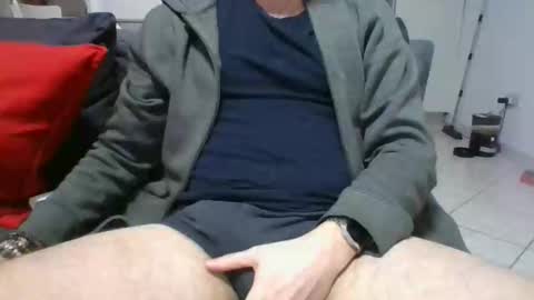 . online show from March 25, 8:48 pm