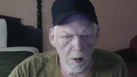 Snapshot of cockreadynow4u chatting on May 27, 5:26 am cockreadynow4u online show from May 27, 5:26 am