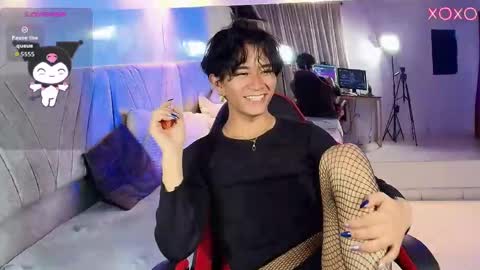 COCO online show from April 23, 10:56 pm