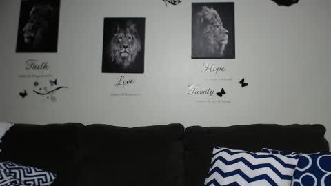 Snapshot of cocoscreamy chatting on February 5, 1:27 pm CocosCreamy online show from February 5, 1:27 pm