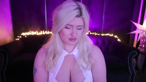Snapshot of cocosecretss chatting on April 29, 6:50 am onlyfans amyleyy online show from April 29, 6:50 am