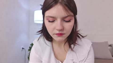 Kim online show from May 3, 6:08 am