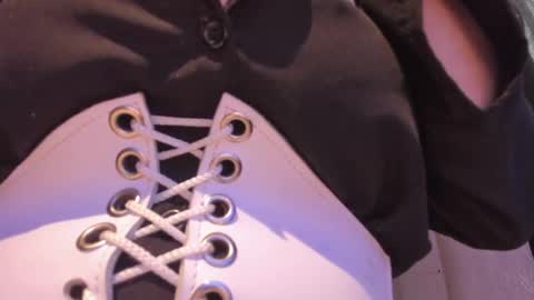 Snapshot of cocovolkovva chatting on February 22, 6:52 pm cocovolkovva online show from February 22, 6:52 pm