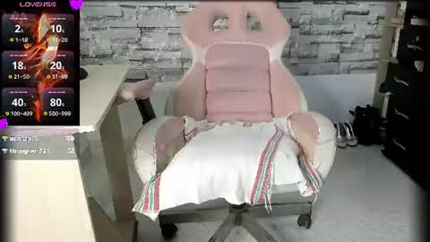laurita online show from July 15, 2:33 pm