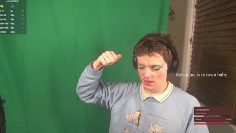 Snapshot of cokia_ chatting on December 5, 1:03 am Cokia online show from December 5, 1:03 am