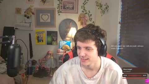 Snapshot of cokia_ chatting on December 22, 9:09 pm Cokia online show from December 22, 9:09 pm