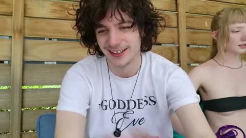 Snapshot of cokia_ chatting on April 22, 8:10 pm Cokia online show from April 22, 8:10 pm