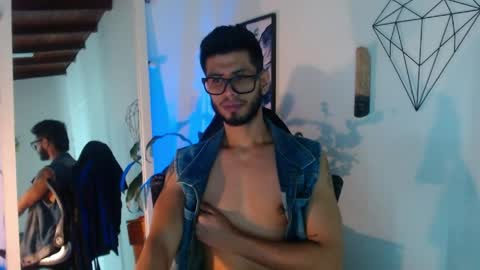 Snapshot of colby_smit chatting on April 25, 7:55 pm Colby online show from April 25, 7:55 pm